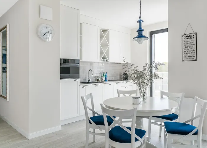Blue Marina - Premium apartament na luskusowym zamknietym osiedlu OKRZEI by Lion Apartments Sopot *