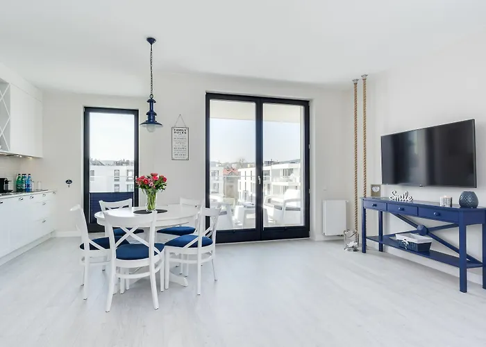 Blue Marina - Premium apartament na luskusowym zamknietym osiedlu OKRZEI by Lion Apartments Sopot